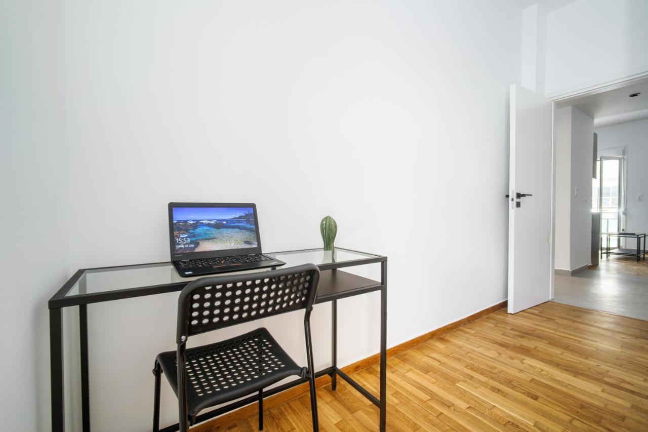 Majestic Flat With Huge Terrace In The City Center Афины Экстерьер фото