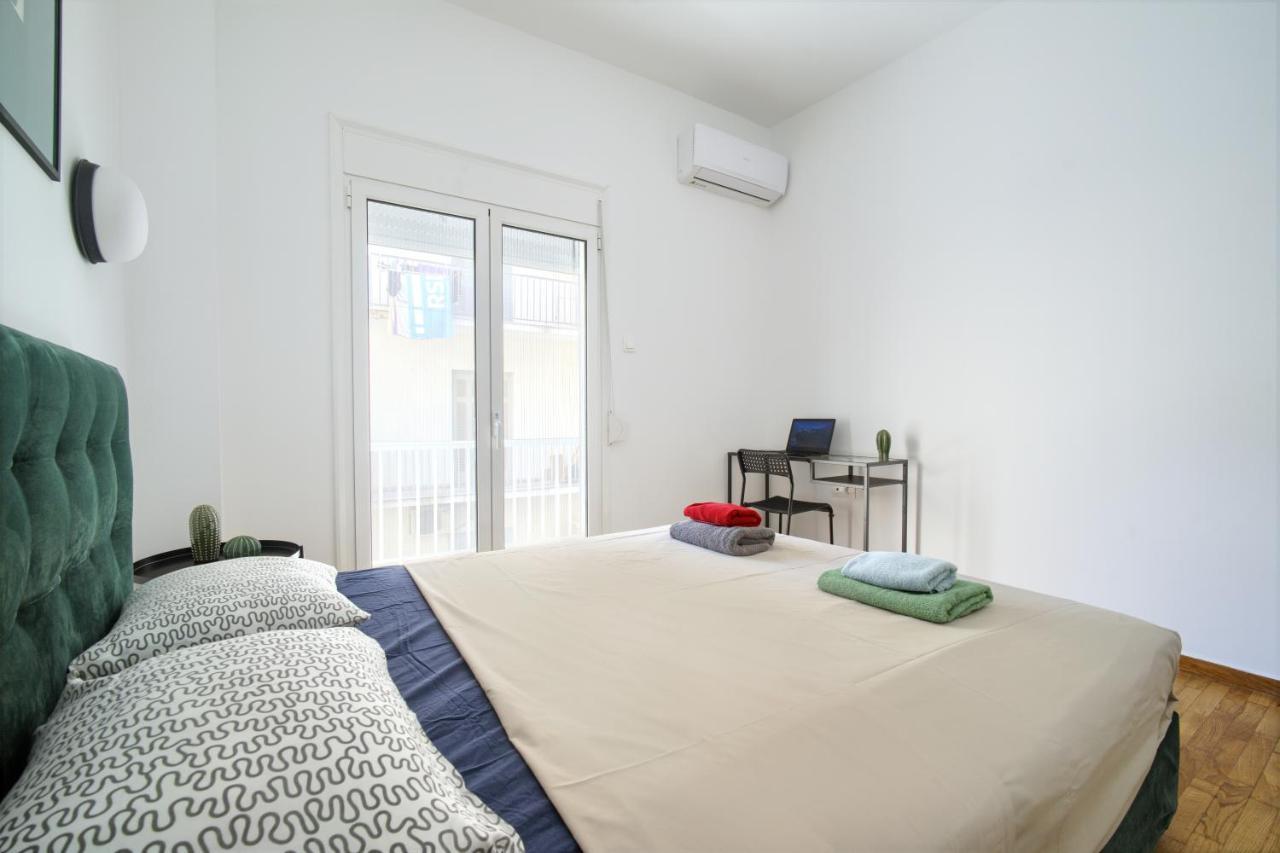 Majestic Flat With Huge Terrace In The City Center Афины Экстерьер фото