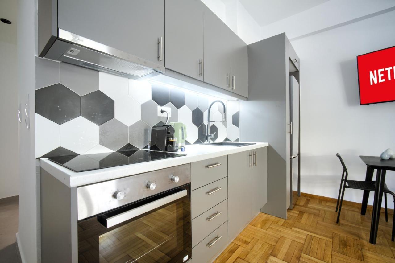 Majestic Flat With Huge Terrace In The City Center Афины Экстерьер фото