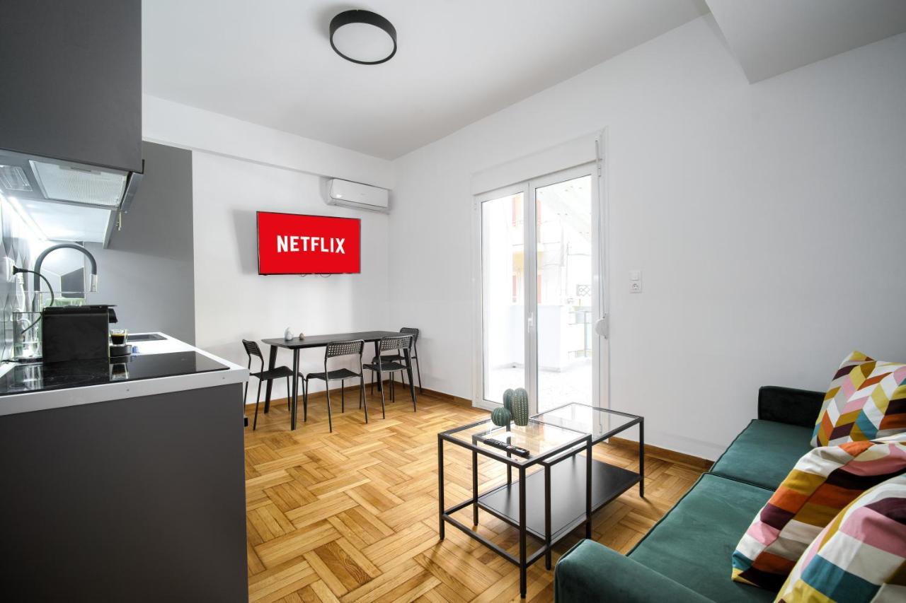 Majestic Flat With Huge Terrace In The City Center Афины Экстерьер фото